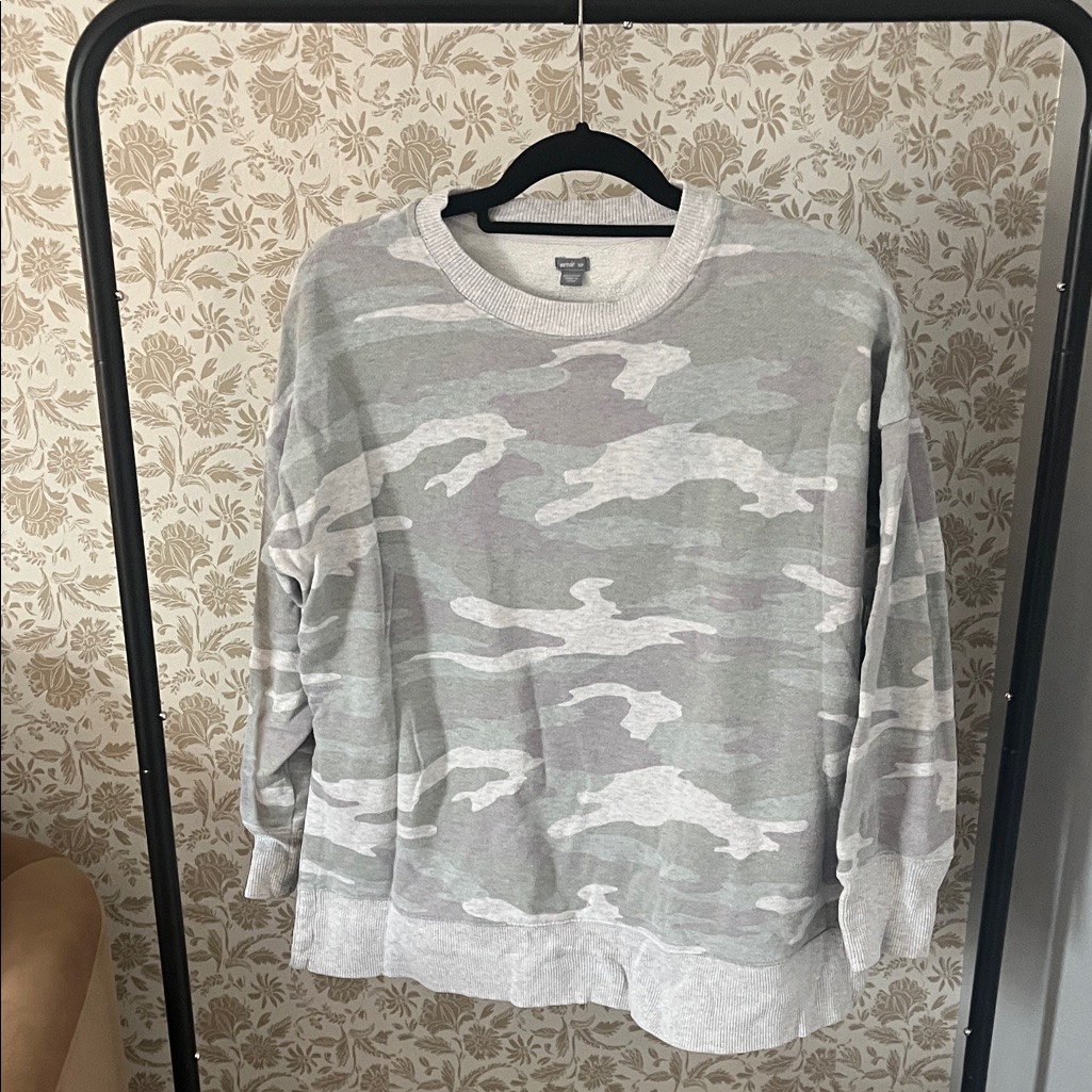 Aerie Women's Gray Camo Crewneck Sweater